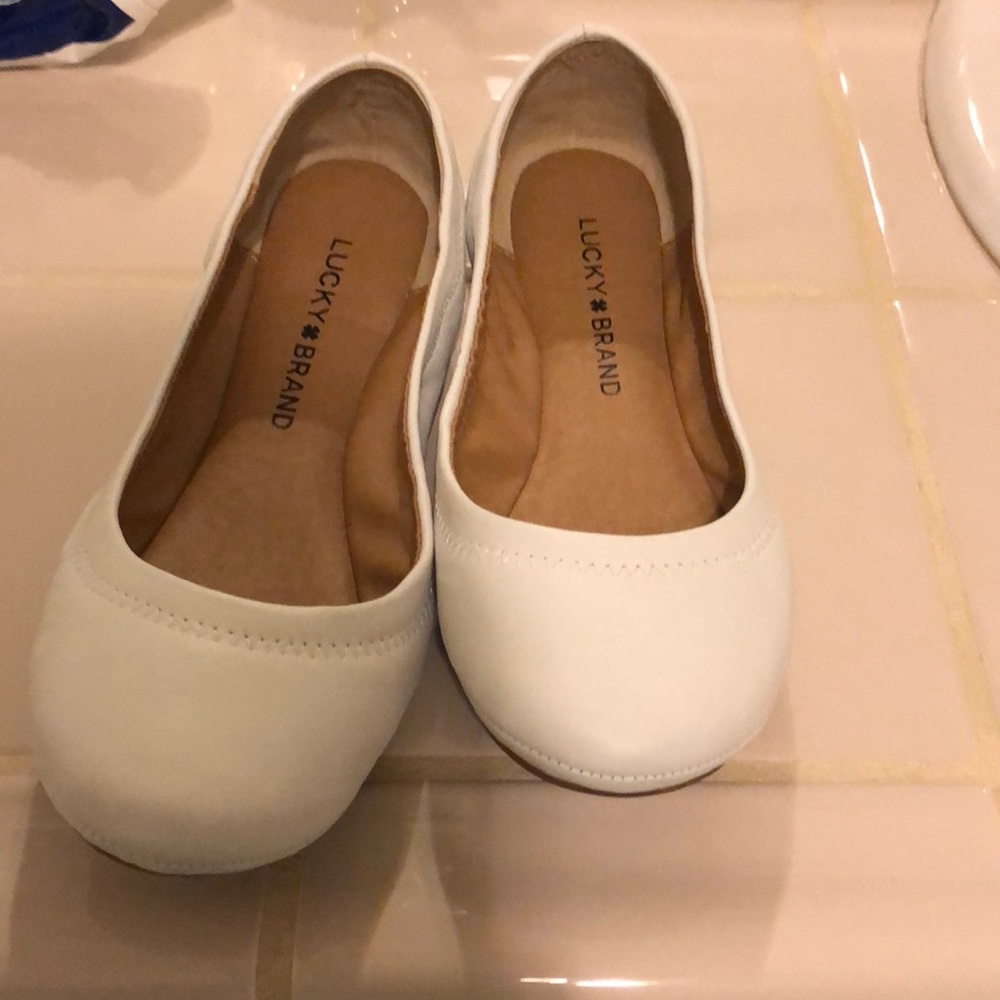 Lucky Brand Flats NWOT